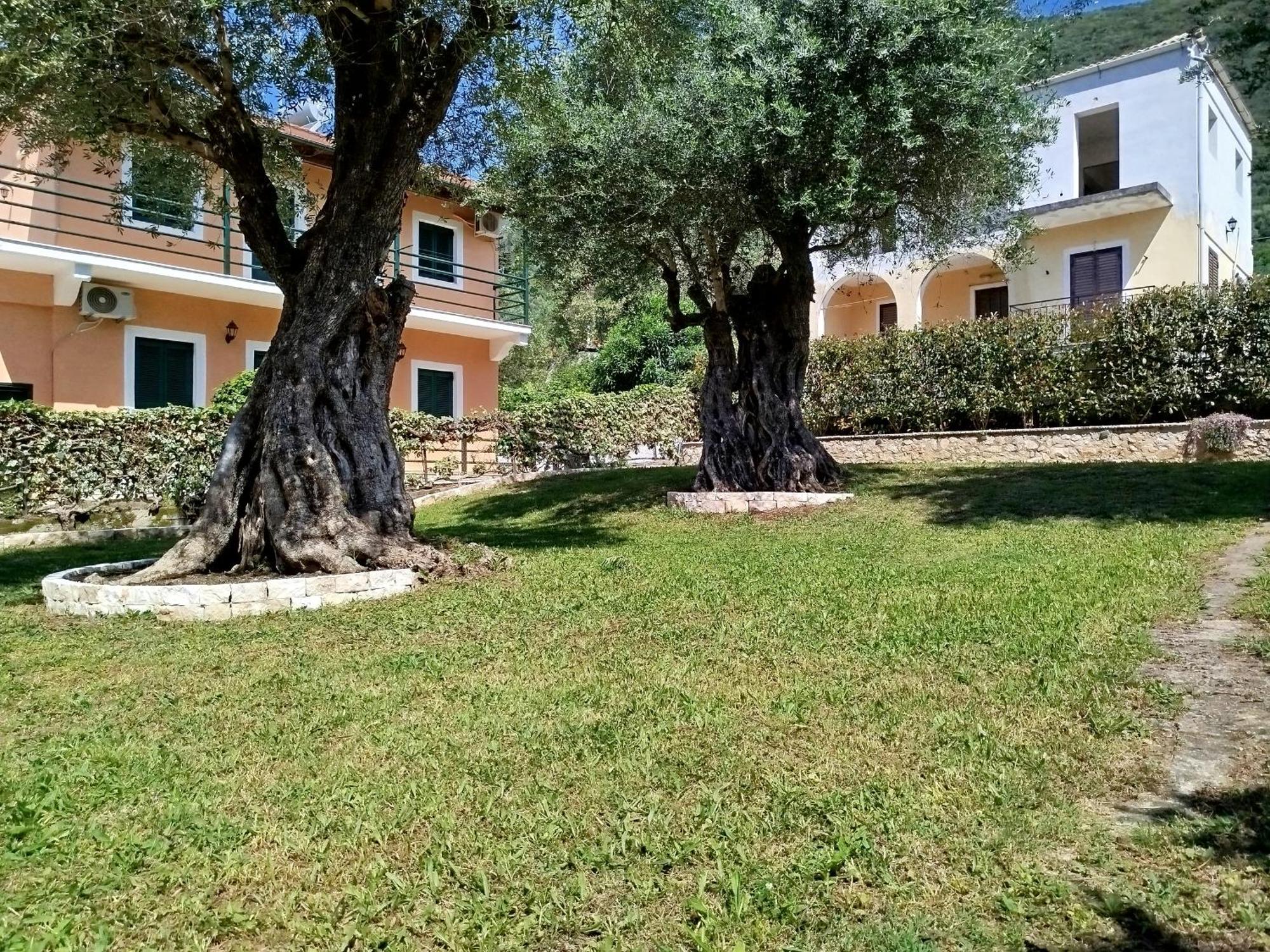 Kelly Apartments Ypsos Dış mekan fotoğraf